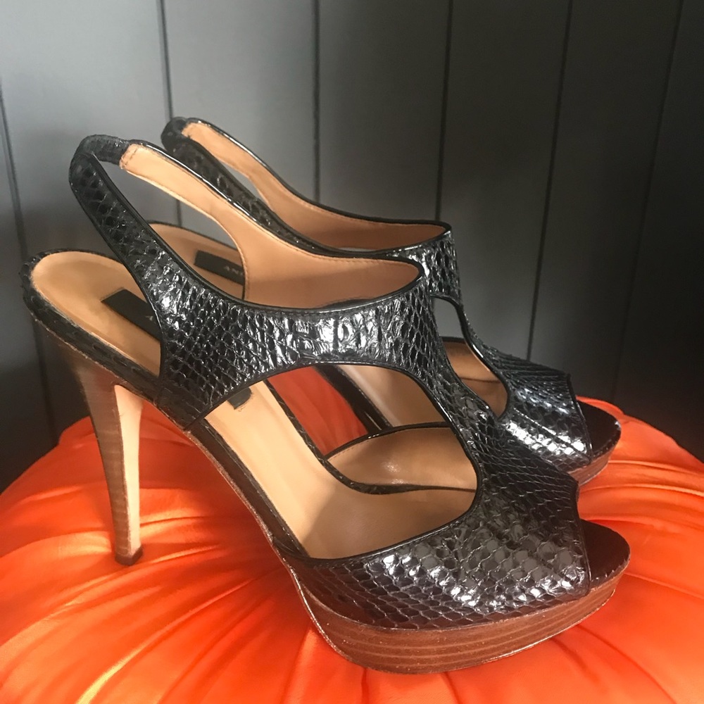 🔥🔥Ann Taylor shoes priced to sell